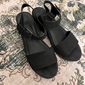 Women’s Black Slingback Platform Sandals